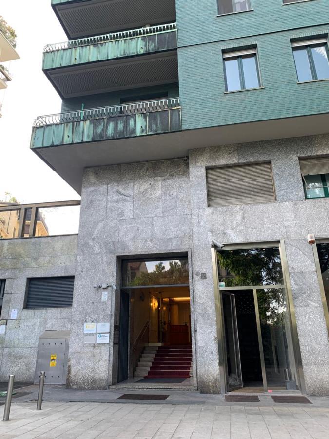 Monolocale Con Vista Su Milano Lägenhet Exteriör bild